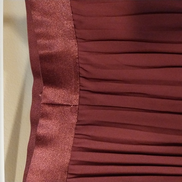 Express pleated skirt. Size L. - Picture 4 of 9